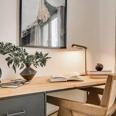 Vall - 1 A Opera 아파트 *