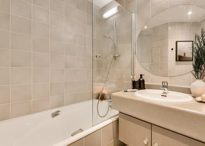 Vall - 1 à Opéra Paris